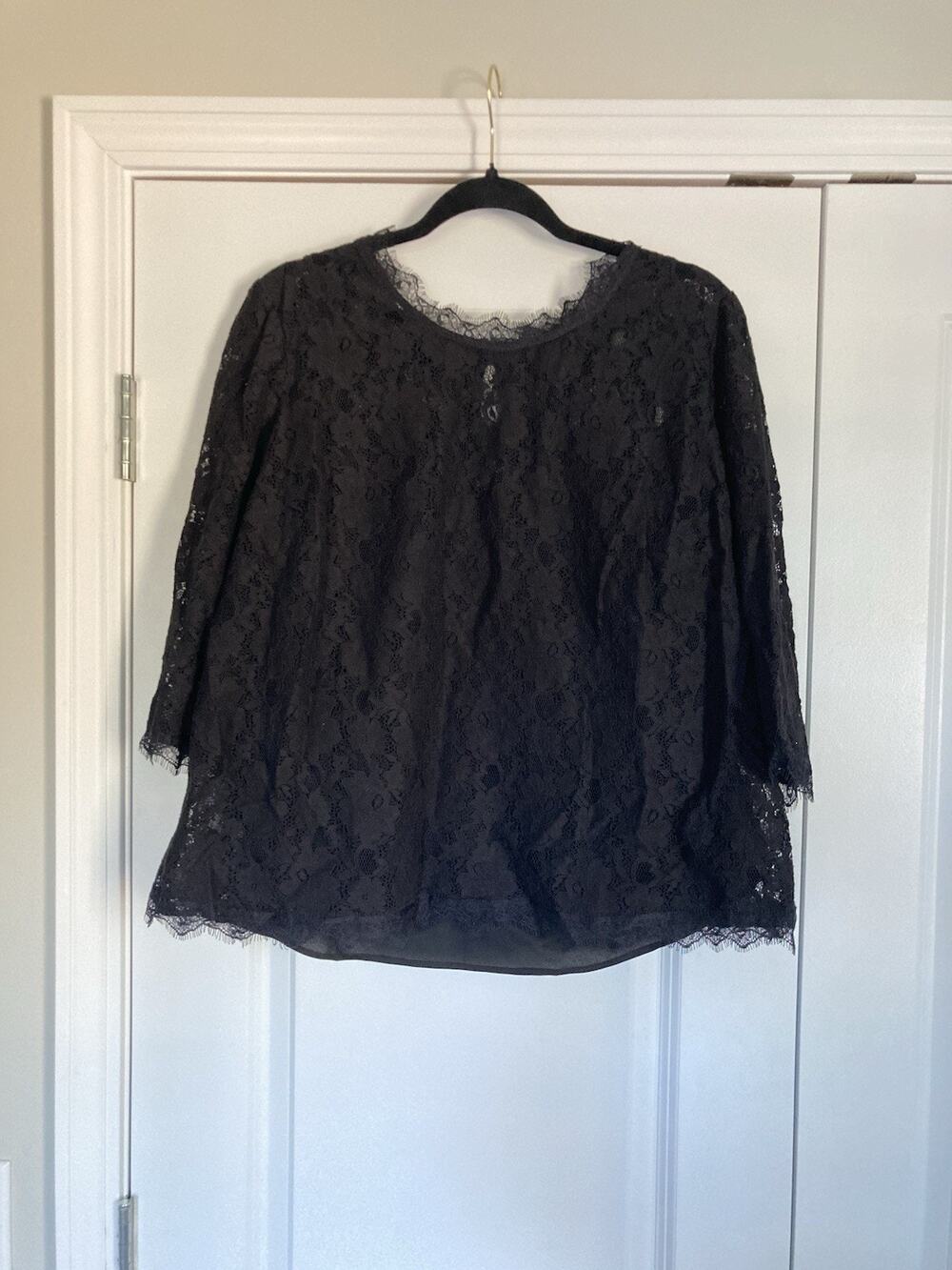 Talbots Womens Black Floral Lace Blouse 3/4 Sleeve Eyelash Trim Keyhole 16WP